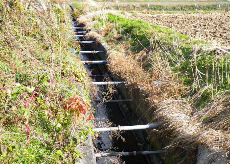 由仁町　三川中央通り排水路補修工事01